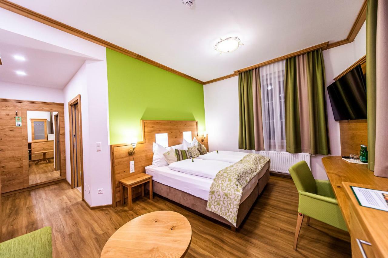 Landhotel Timmerer Möderbrugg Εξωτερικό φωτογραφία
